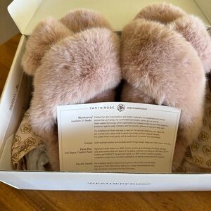 Taryn Rose, pale rose (pink), faux fur slippers, size 6M. New with box.